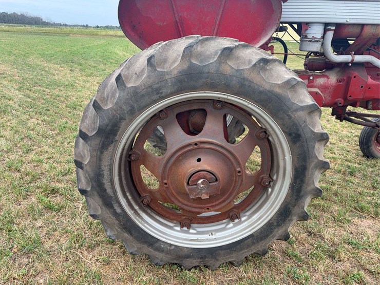 farmall-460-hi-clear-image-19