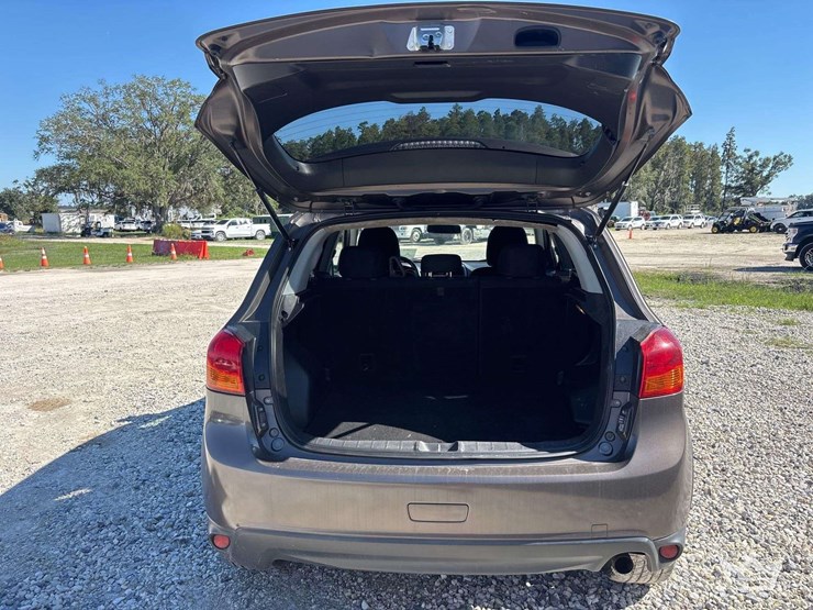 2017-mitsubishi-outlander-image-22