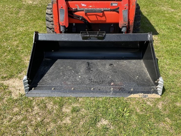 2016-kubota-ssv65-image-9