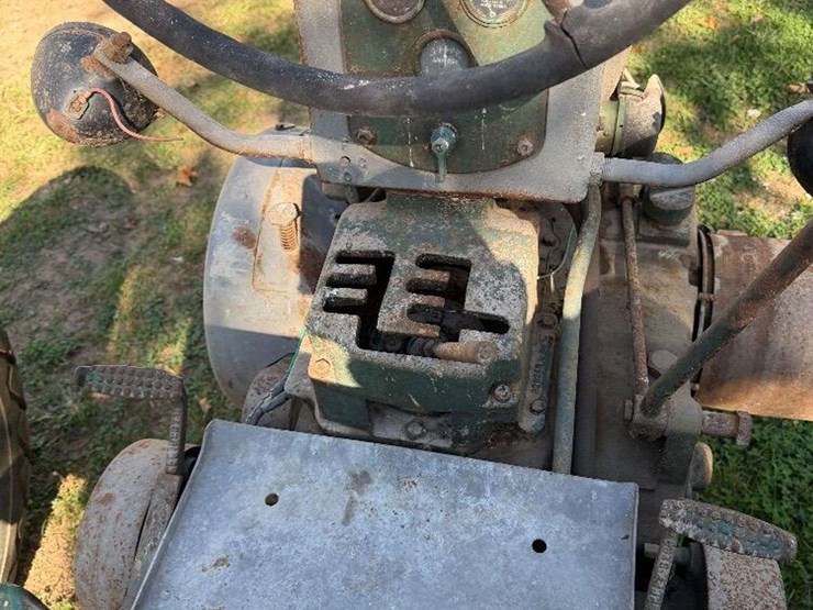 1955-john-deere-50-image-10