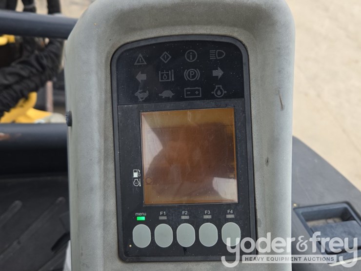 2020-yanmar-vio35-6a-image-53