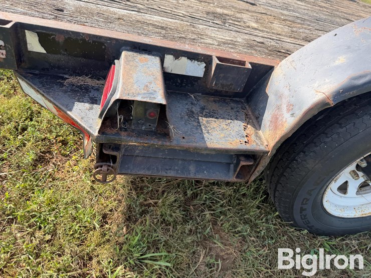 1991-assembled-16'-t/a-flatbed-trailer-image-16
