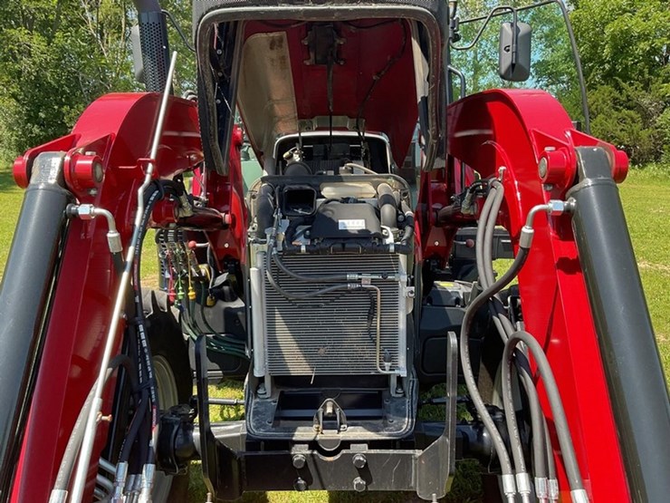 2020-case-ih-farmall-120c-image-16