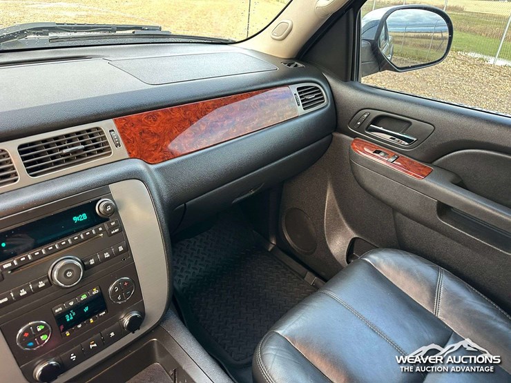 2011-gmc-1500-image-11