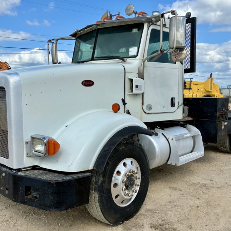 2016 PETERBILT 367