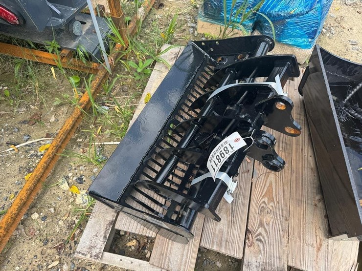 qty-3-excavator-attachments-image-2