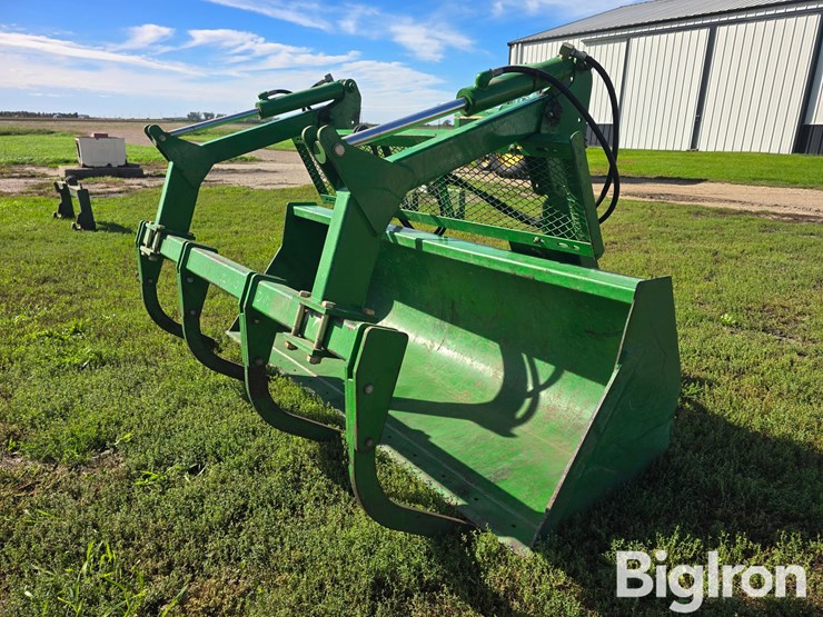 john-deere-7-image-1