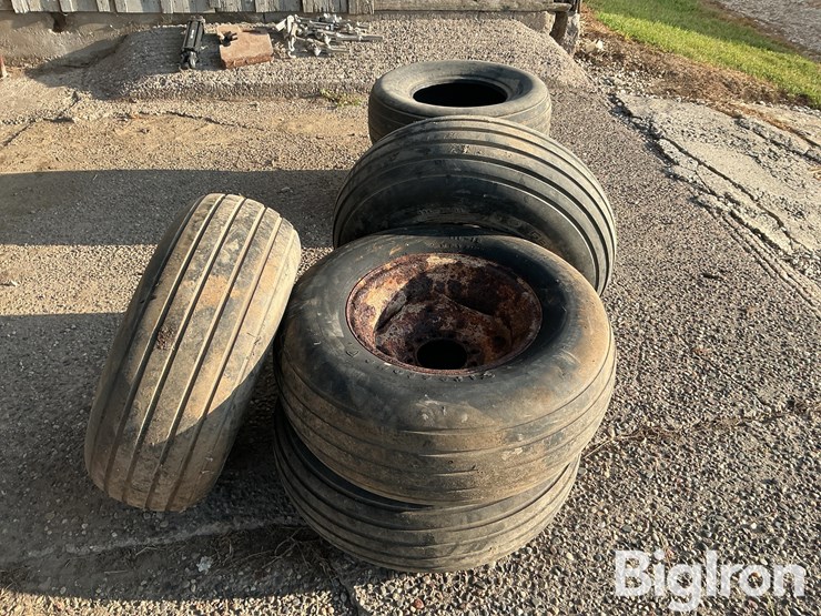 rubber-11l-15sl-tires-&-rims-image-4