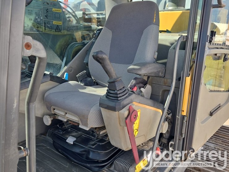 2016-volvo-ec350el-image-69