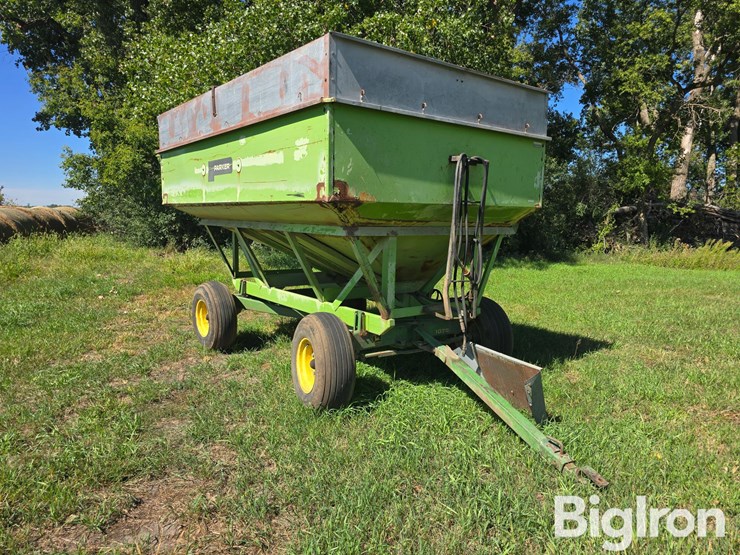 parker-gravity-wagon-w/auger-image-3