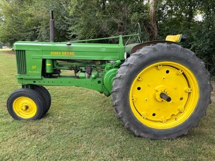 1955-john-deere-50-image-1