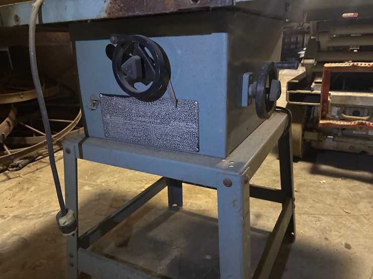#171-•-delta-34-444-stationary-table-saw-on-stand-image-6