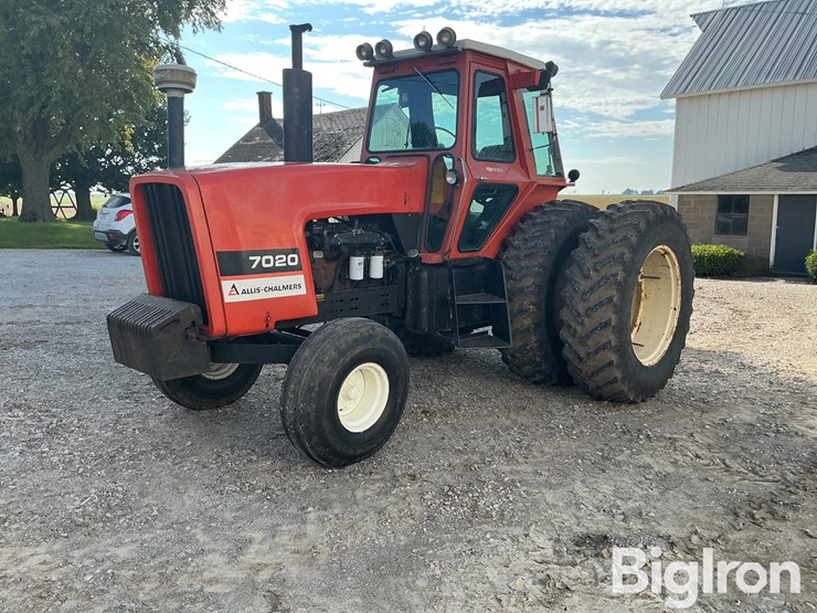 1978-allis-chalmers-7020-tractor-w/-duals-image-1