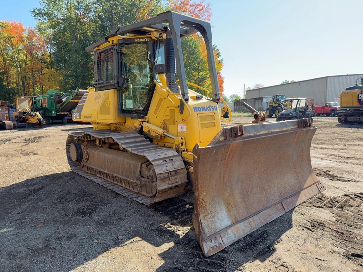 2014-komatsu-d61ex-23-image-7