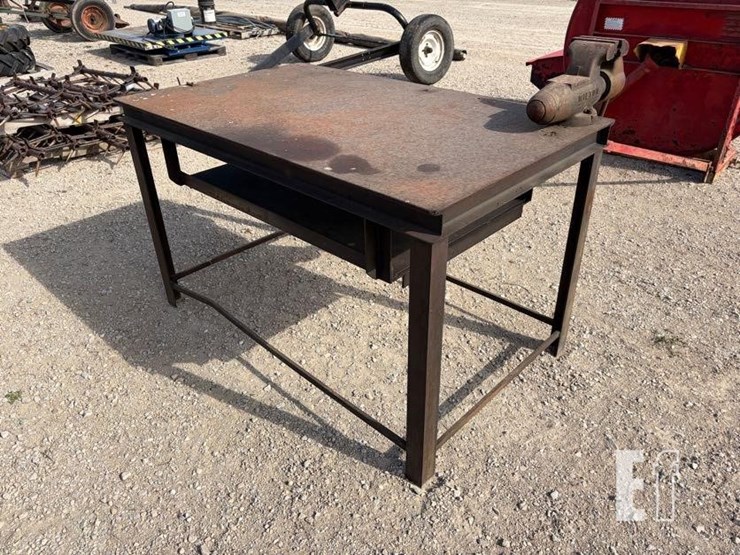heavy-duty-work-table-image-1