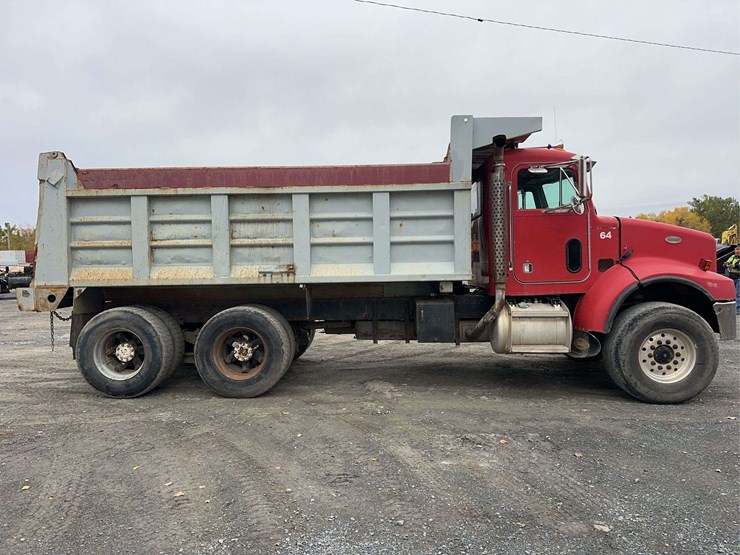 peterbilt-330-image-4