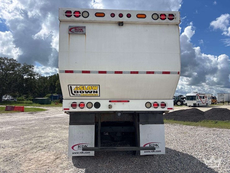 2017-mack-lr-scorpion-31yd.-side-loader-garbage-truck-image-45