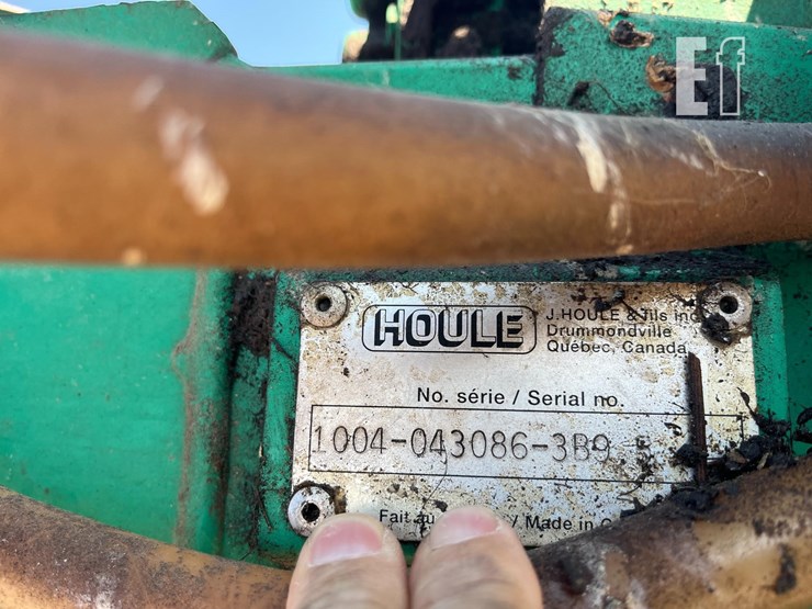 2004-houle-9-image-6