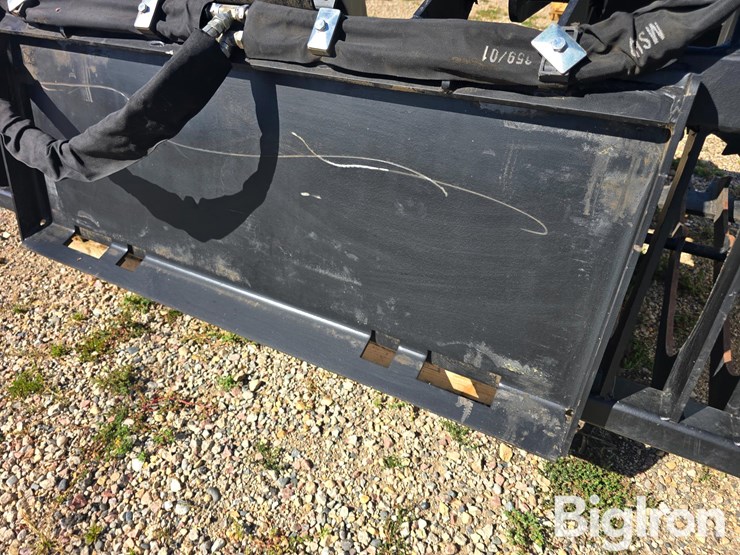 skid-steer-grapple-bucket-image-12