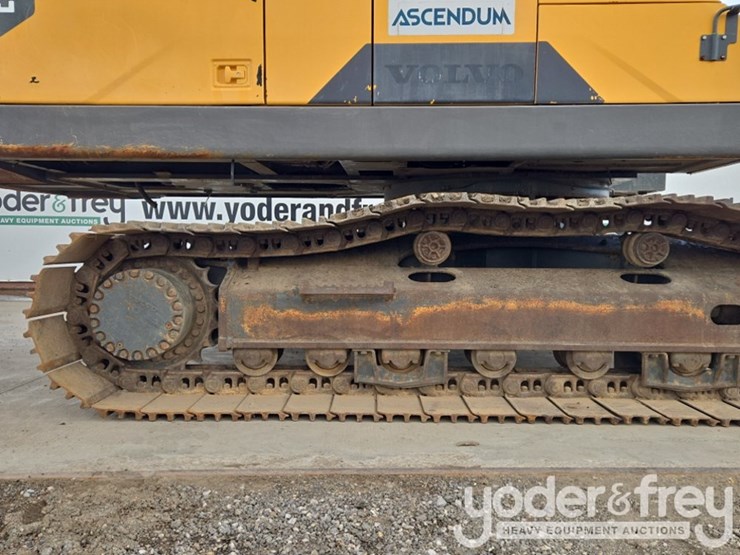 2016-volvo-ec350el-image-16