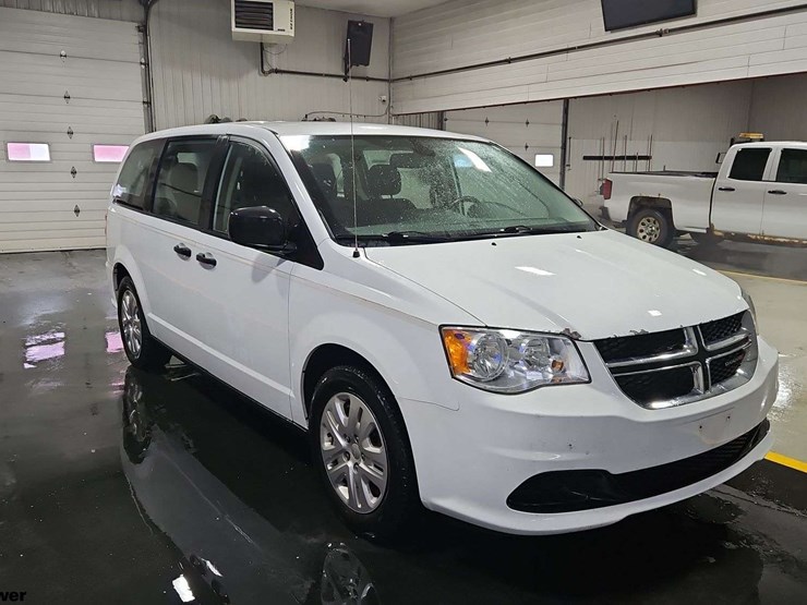 dodge-grand-caravan-image-7