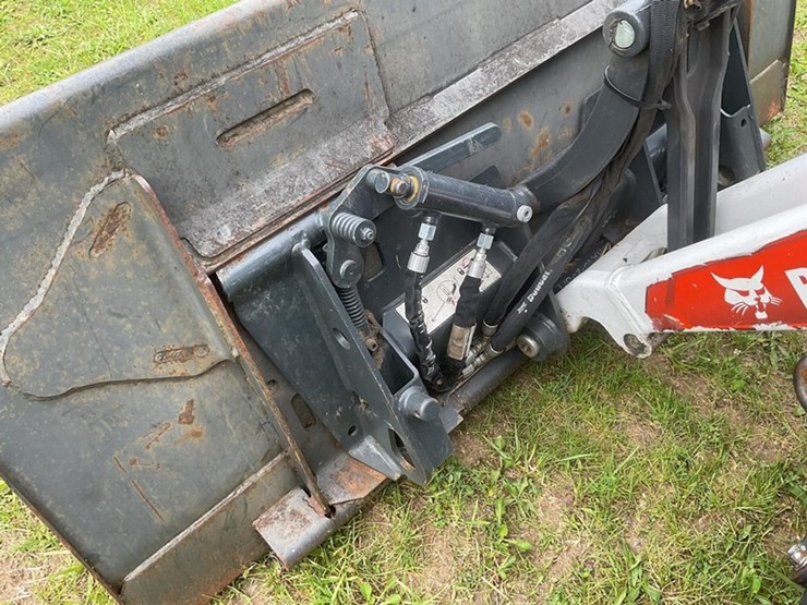 #1041-•-2022-bobcat-uw56-tool-cat-138036-image-19