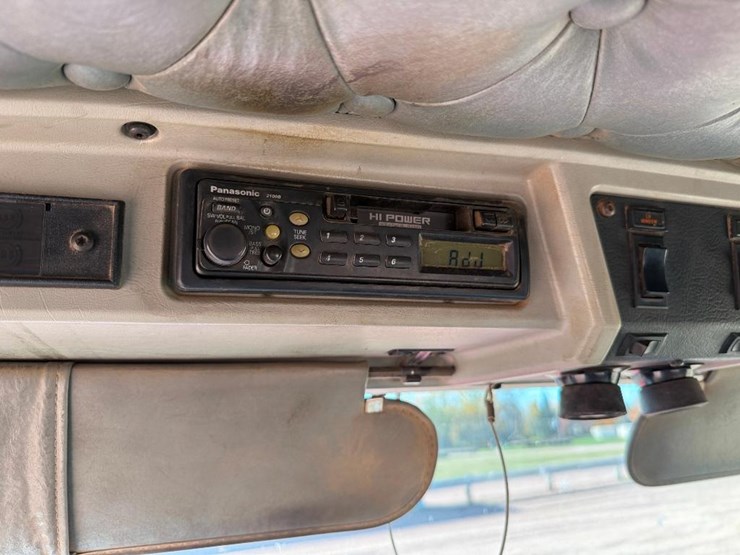 2000-kenworth-t800-image-71