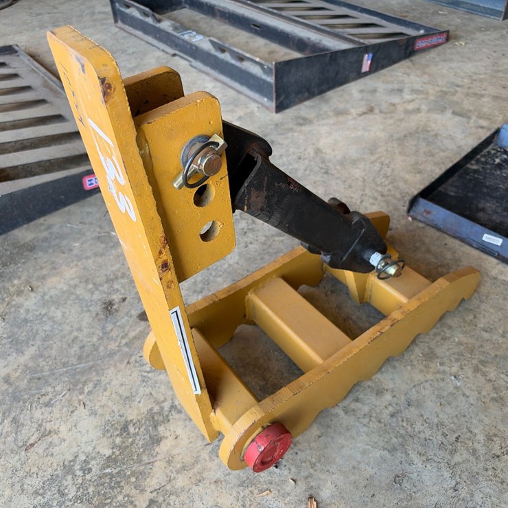 #133 • Adjustable Mechanical Excavator Thumb Attachment