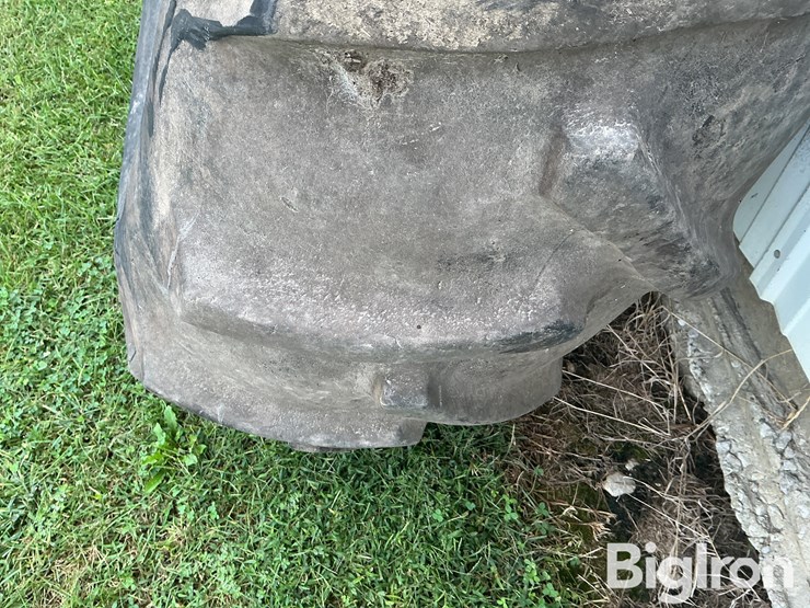 firestone-18.4-34-duals-&-rims-image-9