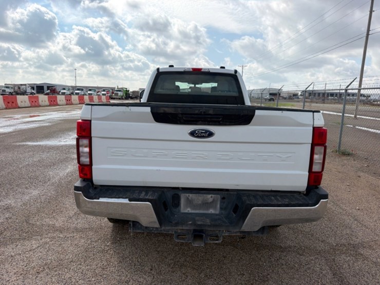 2021-ford-f350-image-5