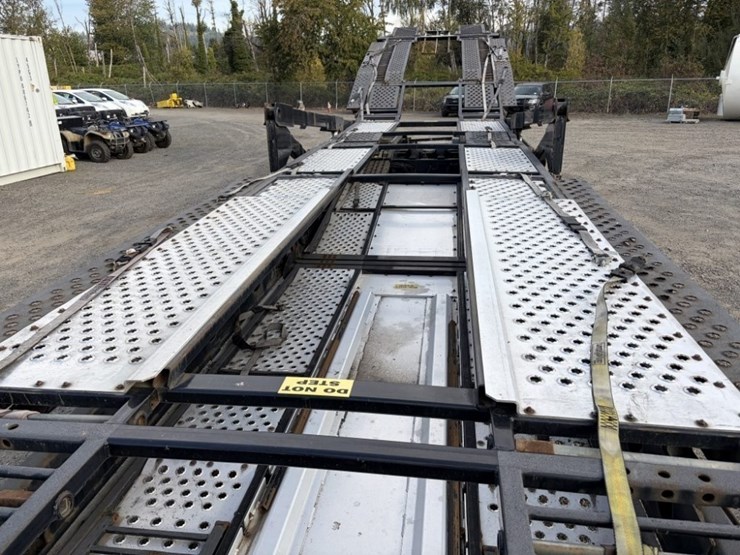 2016-peterbilt-389-image-47