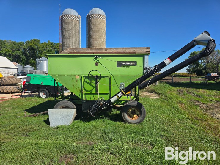 parker-gravity-wagon-w/auger-image-8