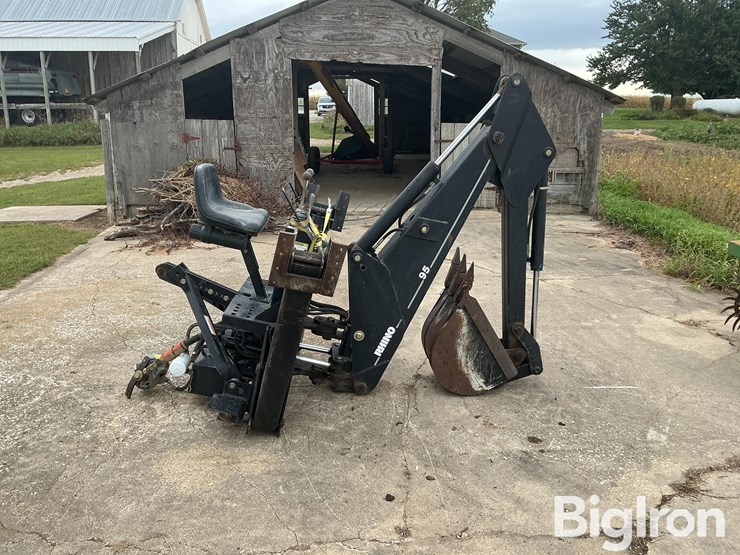 rhino-bh95-3-pt-backhoe-image-4
