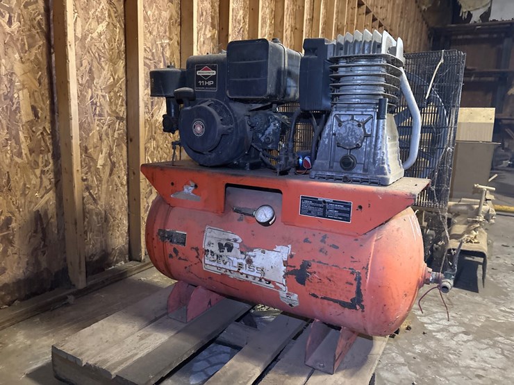 #180-•-devilbiss-horizontal-air-compressor-image-1