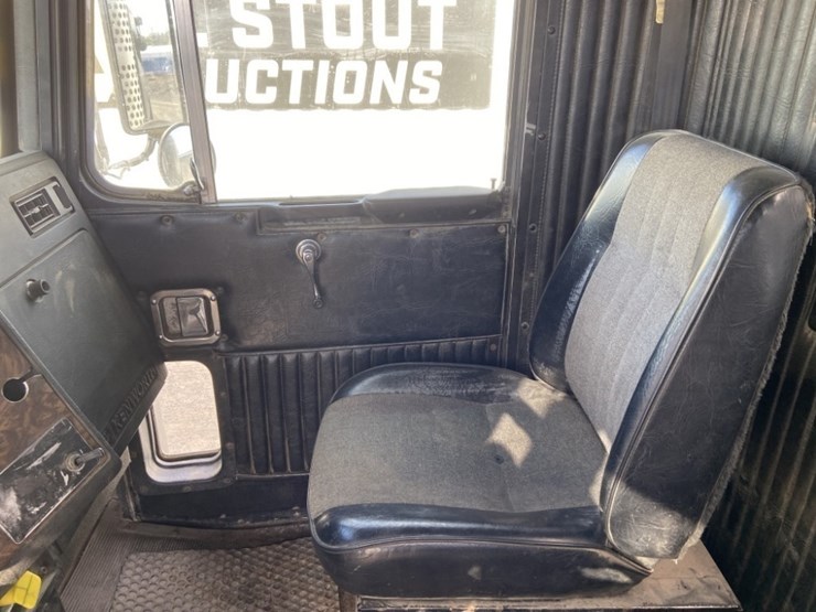 1989-kenworth-t800-image-14