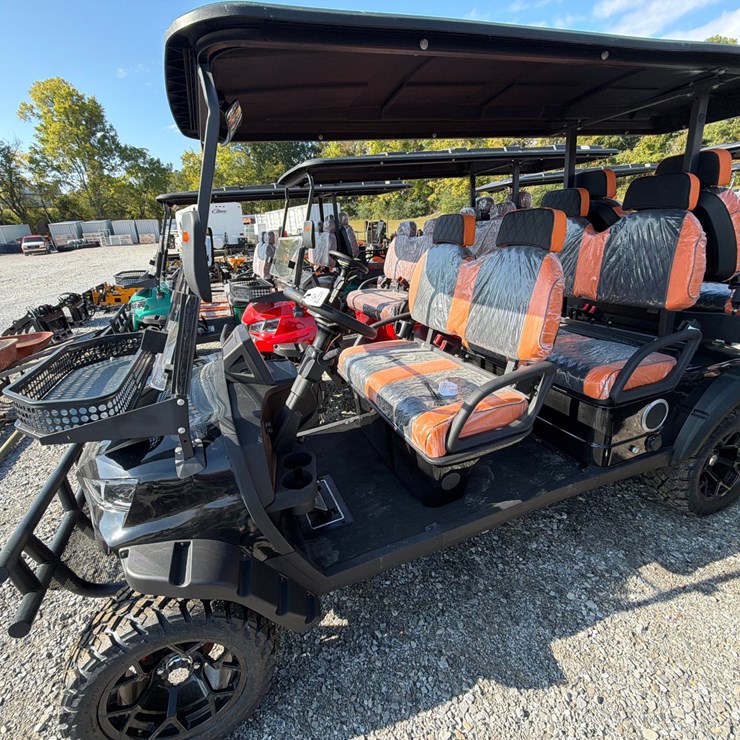 #647 • FUTURE 6 SEATER ELECTRIC OFF-ROAD GOLF CART