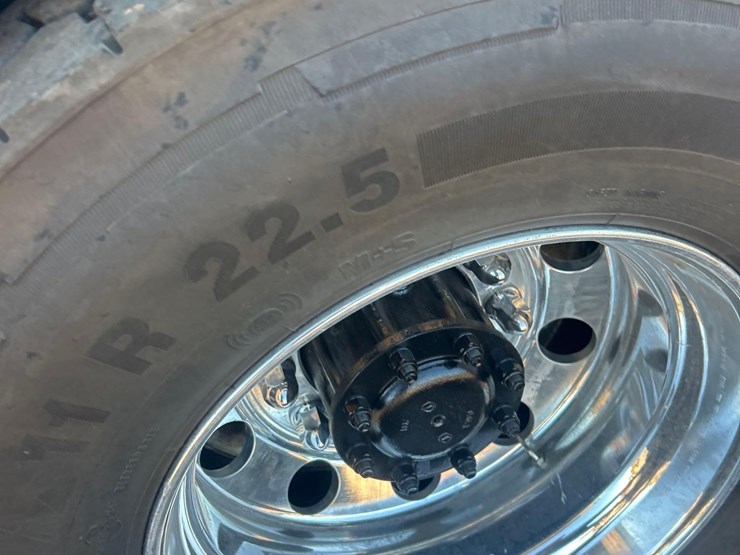 2018-kenworth-t300-image-28