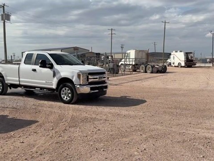 2019-ford-f250-image-1