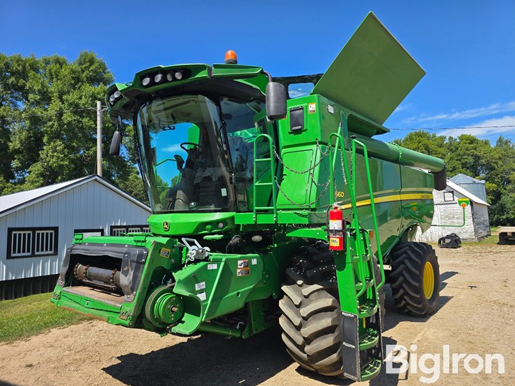 2015-john-deere-s660-image-1