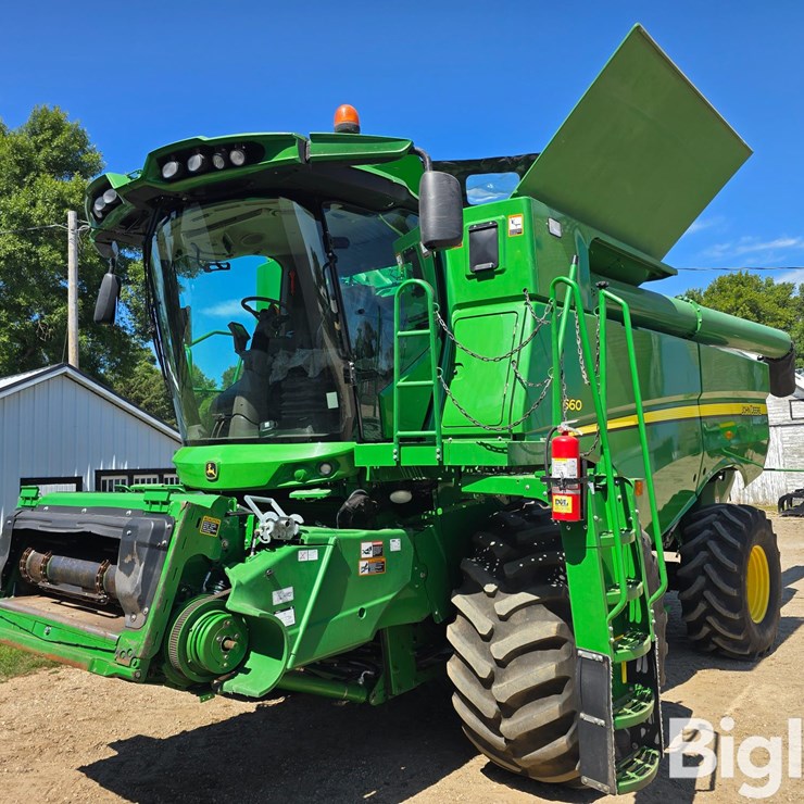2015 JOHN DEERE S660