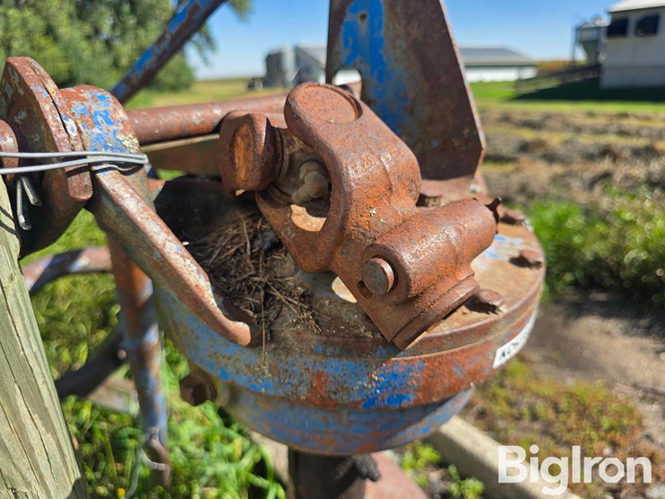 ford-3-pt-post-auger-image-15