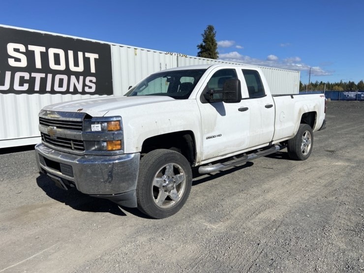 2016-chevrolet-silverado-2500-image-1