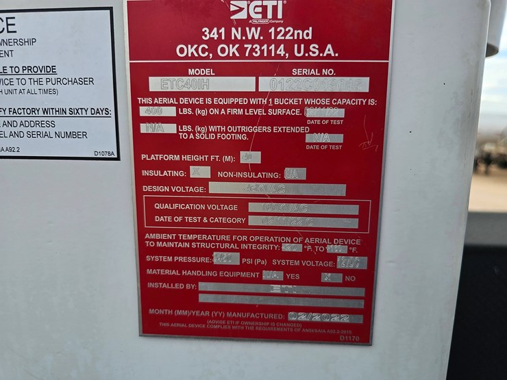 2021-ford-f550-image-9