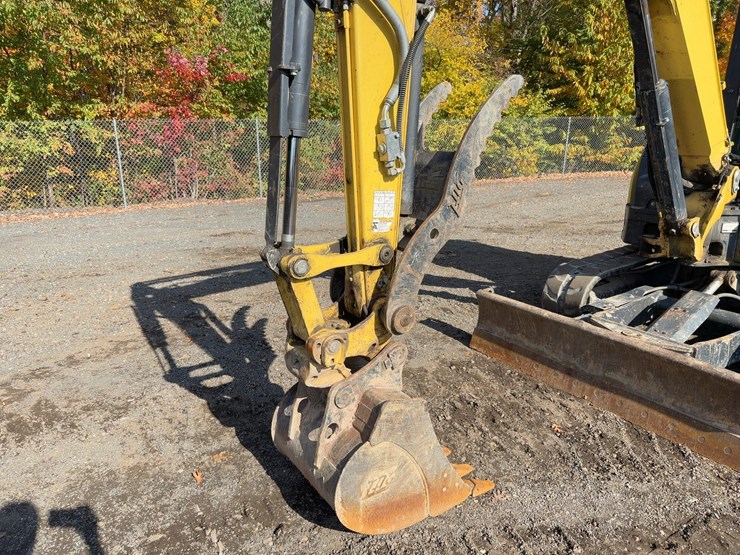2019-yanmar-vio50-6a-image-13