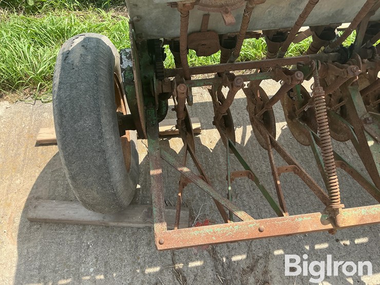 john-deere-10-image-19