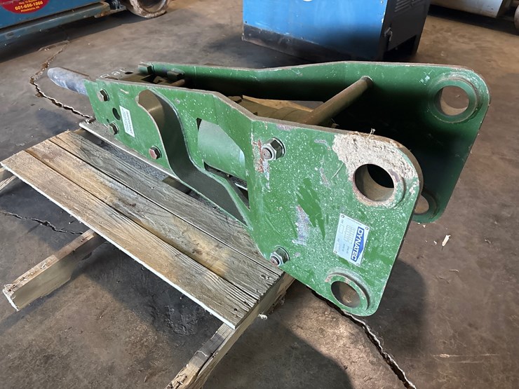 #188-•-dynatec-slb-1200-hydraulic-breaker-attachment-image-4