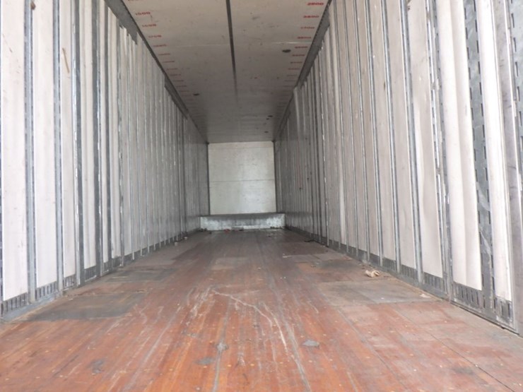 2006-kentucky-furniture-van-image-14