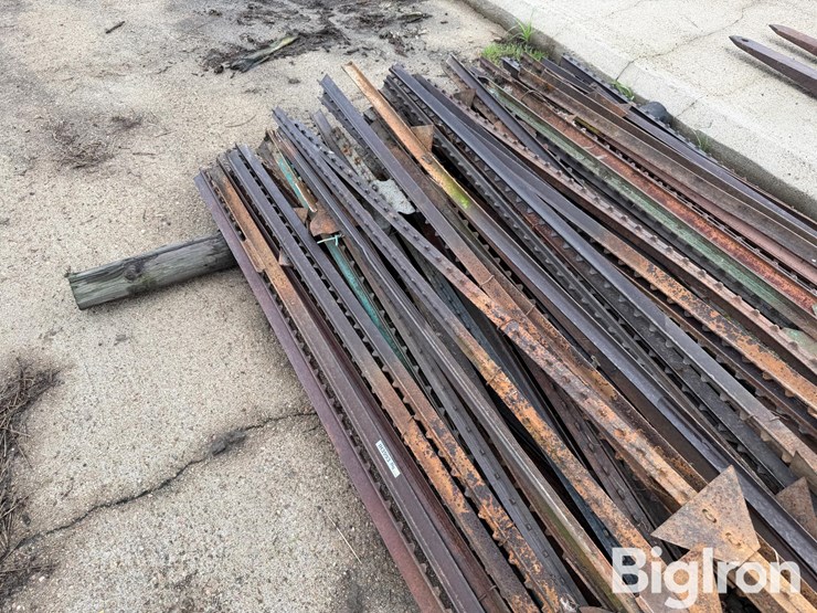 steel-t-posts-image-12