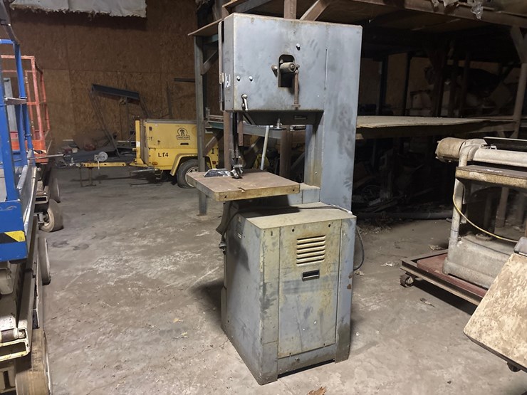 #161-•-rockwell-model-20-series-28-3x0-vertical-band-saw-image-1