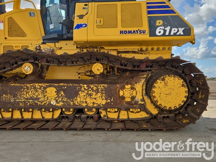 2023-komatsu-d61px-image-10